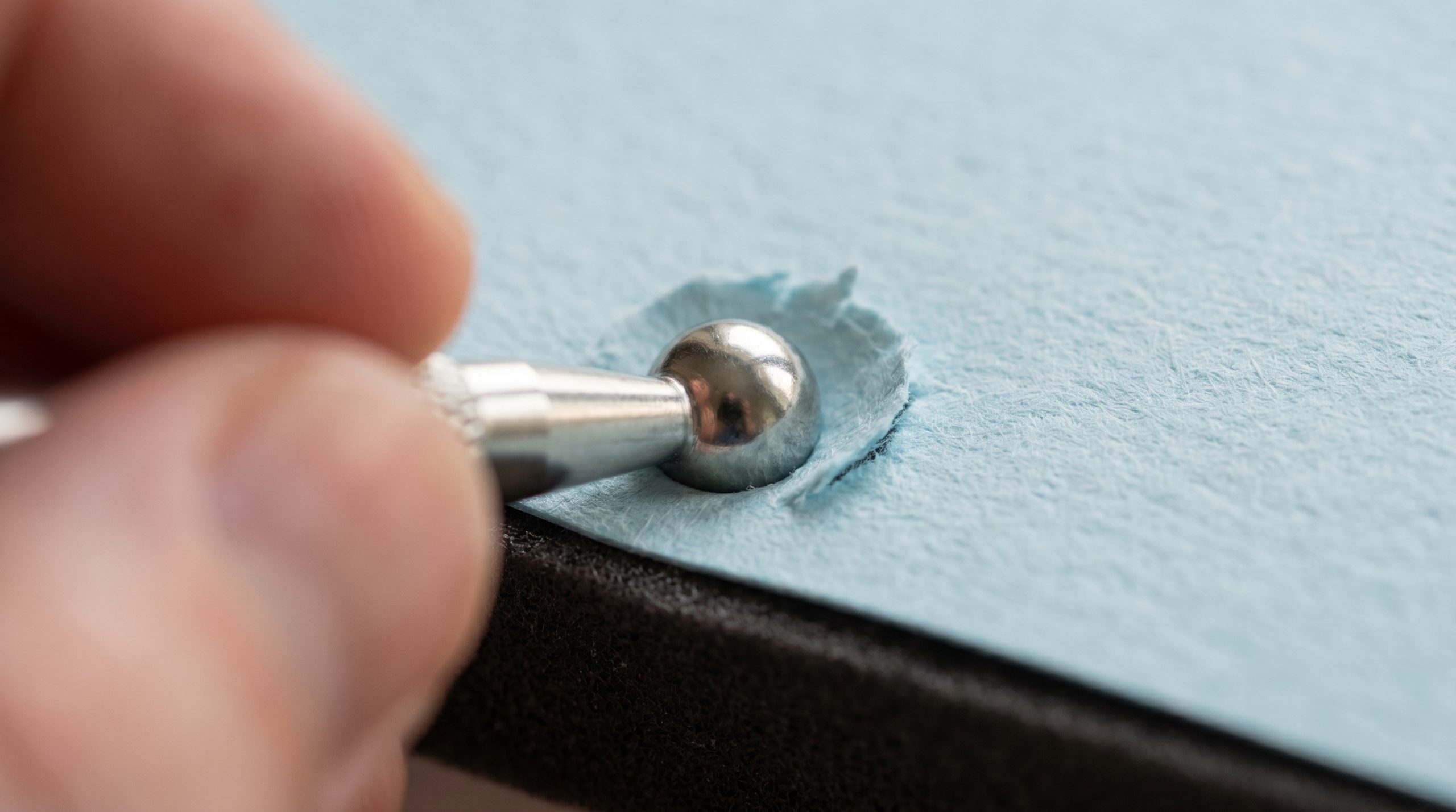 Boleadores metálicos dão forma a Projetos com Papel - 2